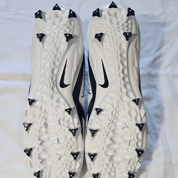 Nike Alpha Menace 4, White and Midnight Blue Men's Football Cleats - Picture 9 of 12